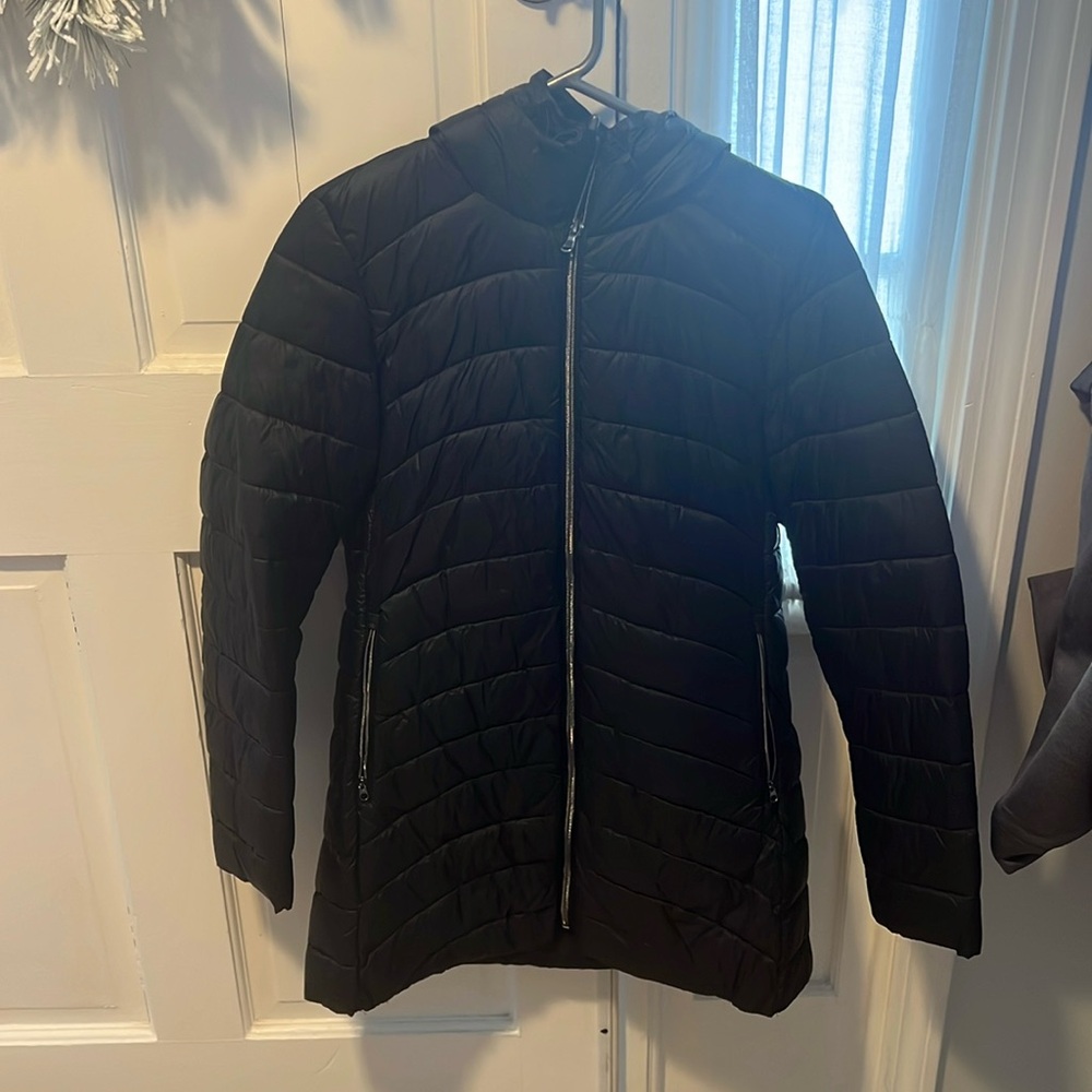 Gap Light-Weight Puffer Jacket